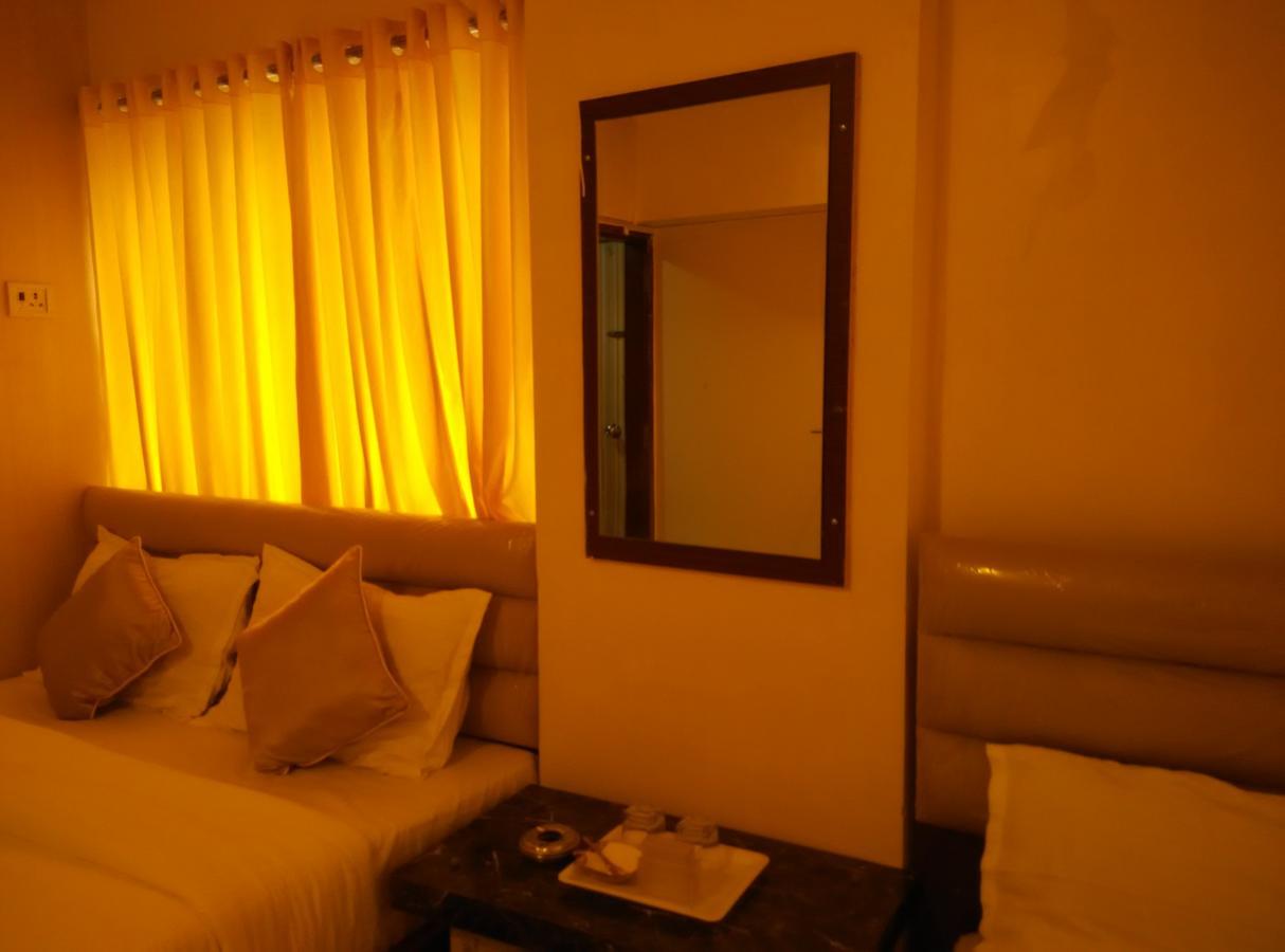 Hotel Silver Castle Βομβάη Εξωτερικό φωτογραφία