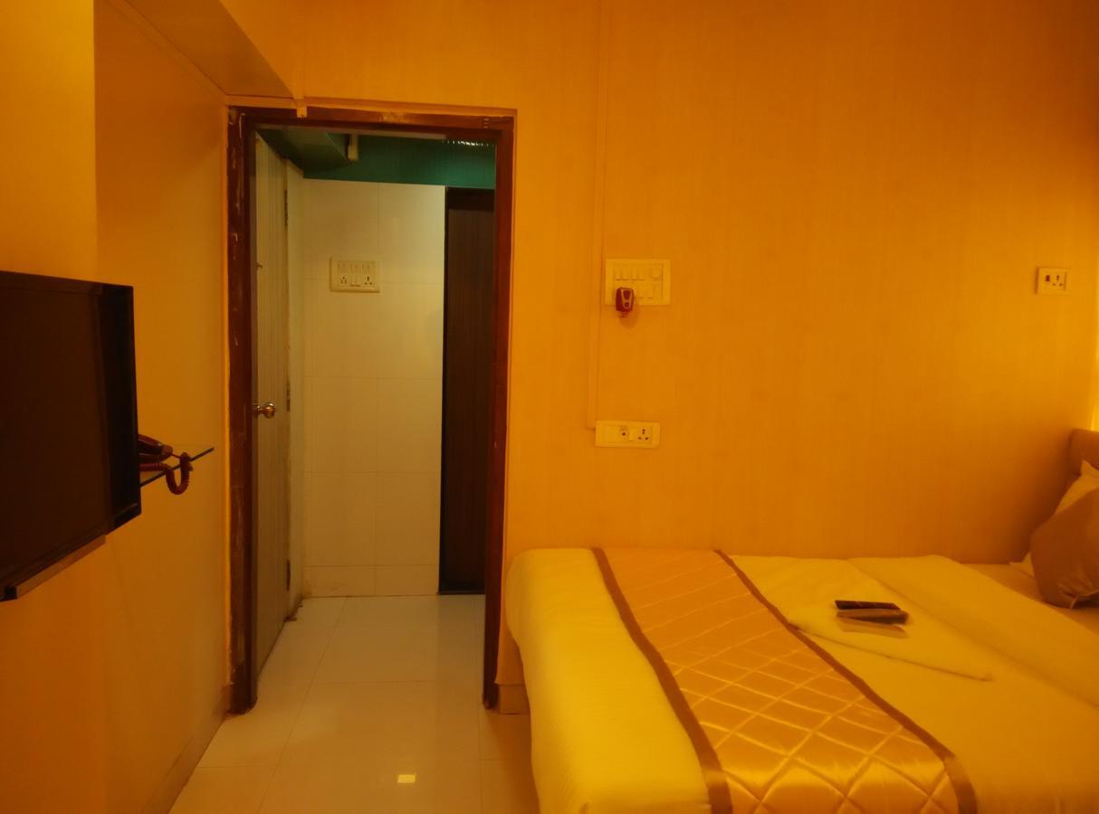 Hotel Silver Castle Βομβάη Εξωτερικό φωτογραφία